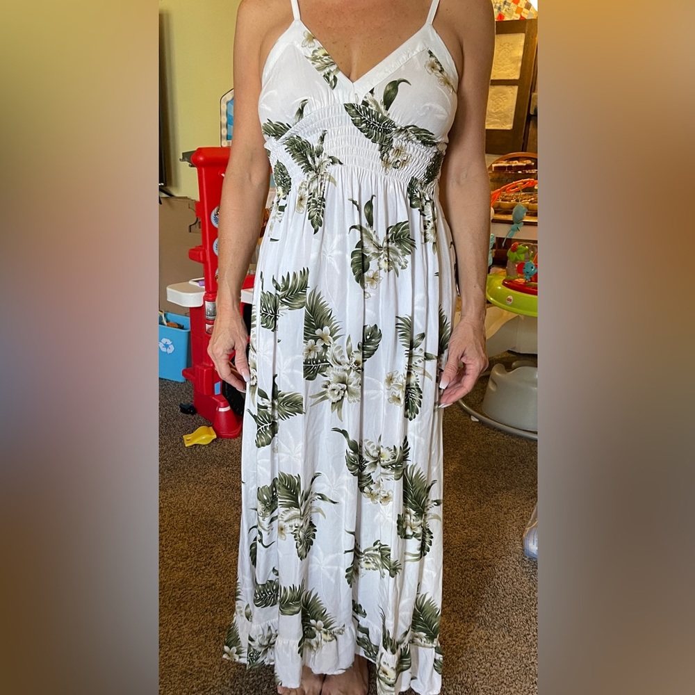 Hawaiian dress.